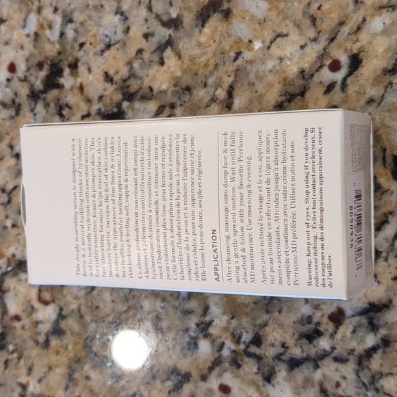 Hydrating serum - Picture 3 of 5